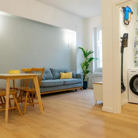 Apartment Near Colosseo Spacious In San Giovanni Rom