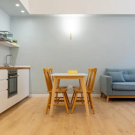 Apartment Near Colosseo Spacious In San Giovanni *
