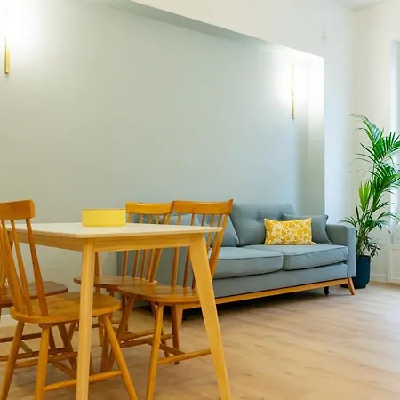 Apartment Near Colosseo Spacious In San Giovanni Rom